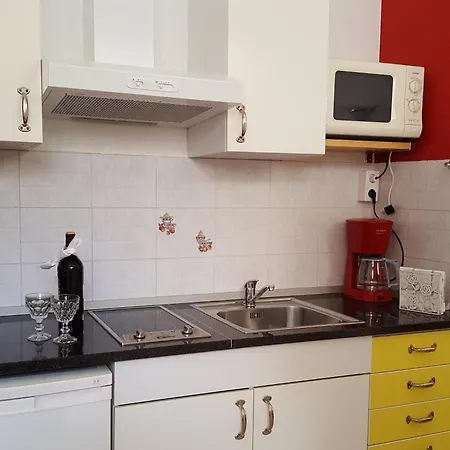 Apartman Ginkgo 1 By Interhome Banjole