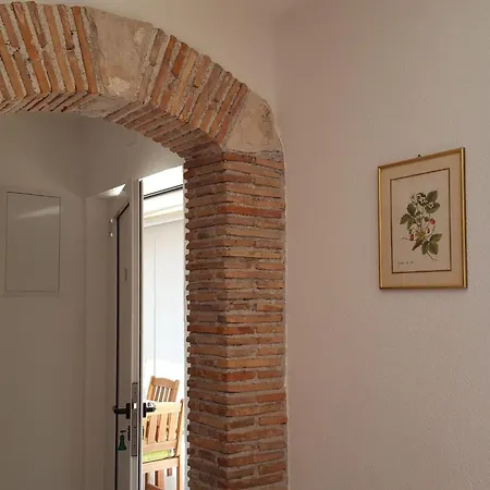 Ginkgo 1 By Interhome Banjole